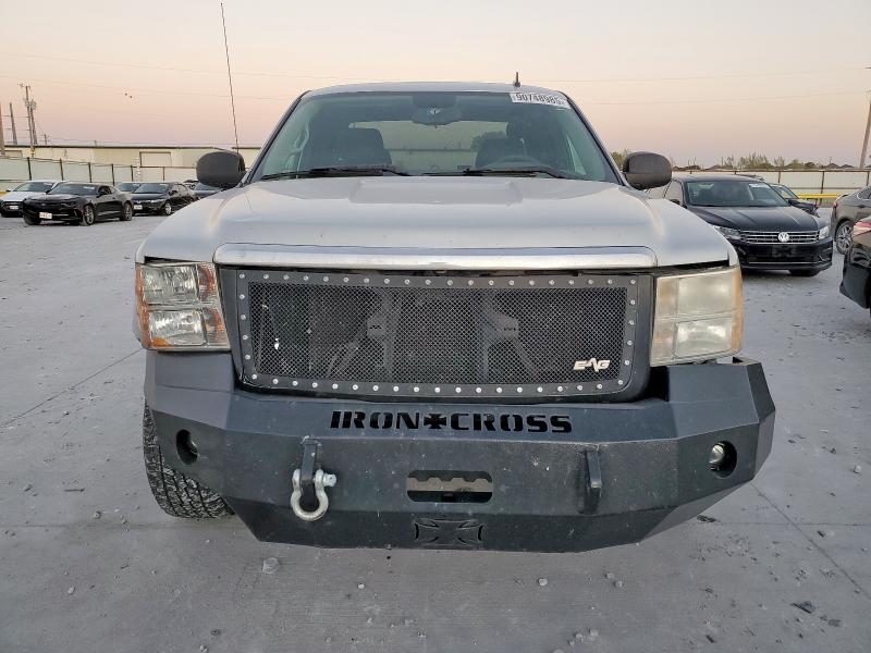 Photo 5 from auction – 2011 GMC SIERRA C15 with VIN 1GTR1UEA4BZ178845