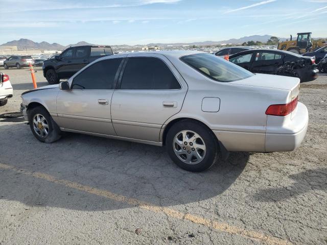 Photo 2 from auction – 2001 TOYOTA CAMRY LE with VIN 4T1BF22K31U962042