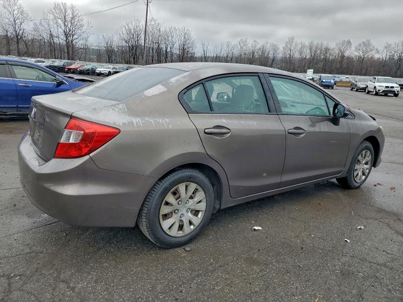 Photo 3 from auction – 2012 HONDA CIVIC LX with VIN 2HGFB2F55CH540030