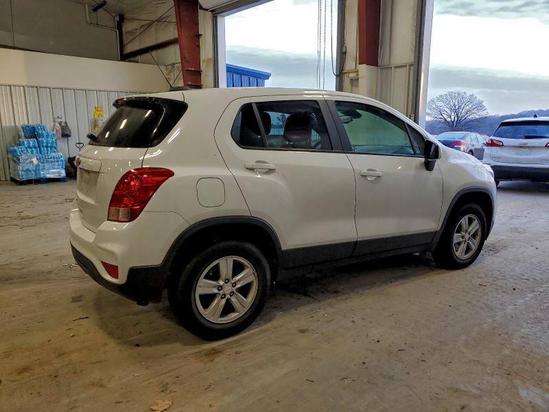 Photo 3 from auction – 2020 CHEVROLET TRAX LS with VIN 3GNCJNSB5LL265677