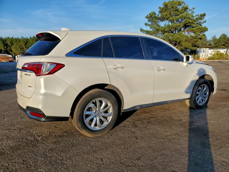Photo 3 from auction – 2017 ACURA RDX TECHNO with VIN 5J8TB4H50HL003989