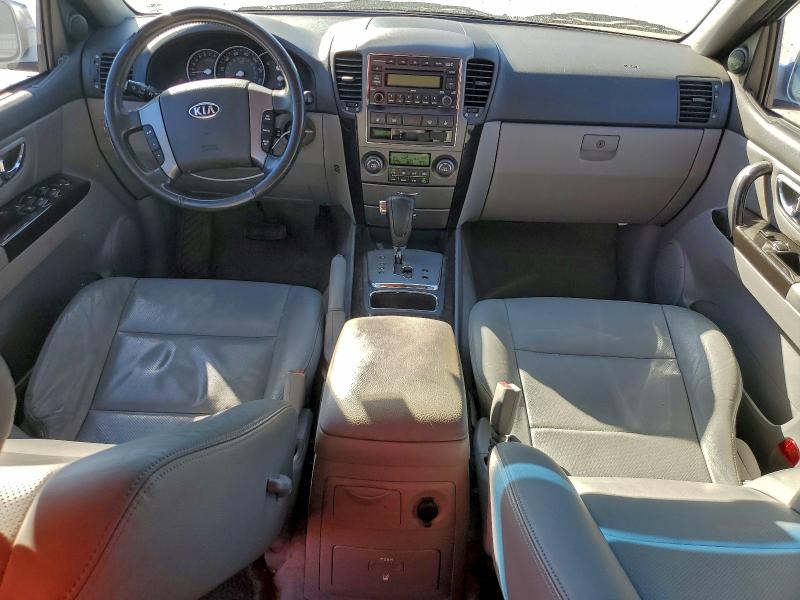 Photo 8 from auction – 2007 KIA SORENTO EX with VIN KNDJD736075707002