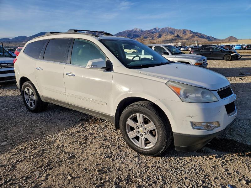 Photo 4 from auction – 2011 CHEVROLET TRAVERSE L with VIN 1GNKVJED2BJ253417