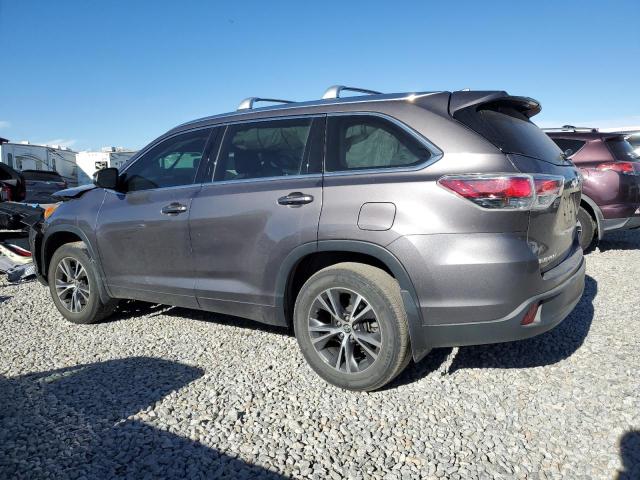 Photo 2 from auction – 2016 TOYOTA HIGHLANDER with VIN 5TDJKRFH0GS501493