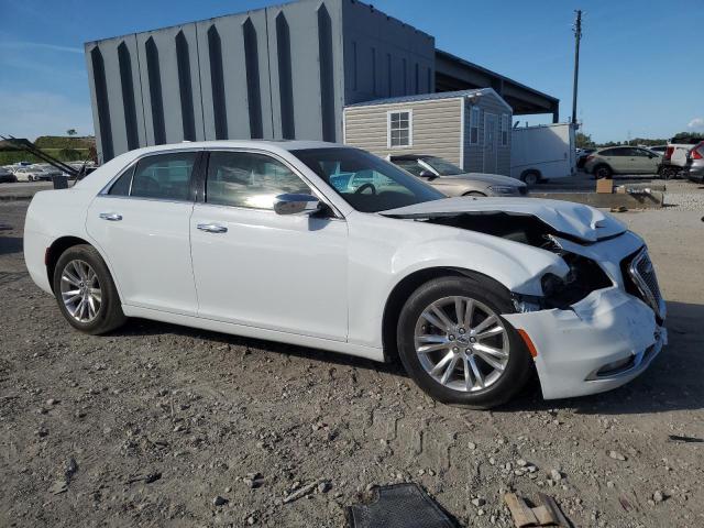 Photo 4 from auction – 2017 CHRYSLER 300C with VIN 2C3CCAEG1HH552022