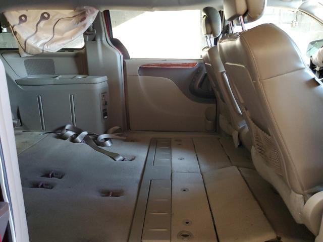 Photo 11 from auction – 2014 CHRYSLER TOWN & COU with VIN 2C4RC1GG9ER304514