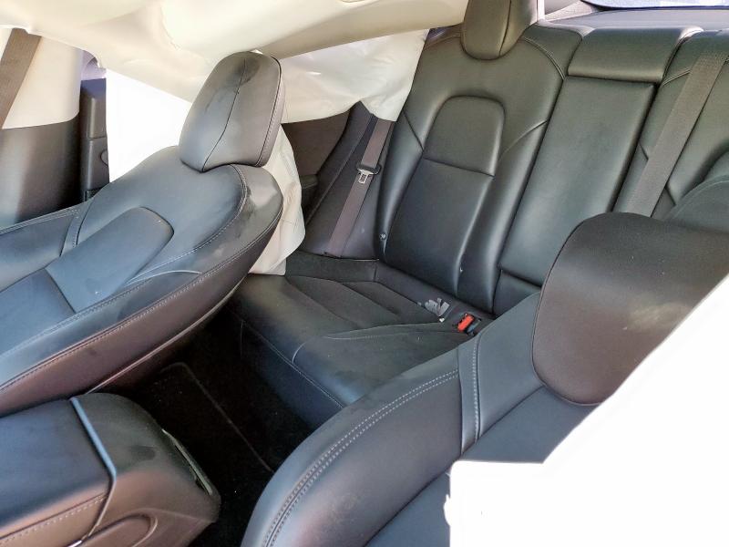 Photo 10 from auction – 2018 TESLA MODEL 3 with VIN 5YJ3E1EA6JF077271