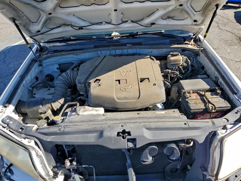 Photo 12 from auction – 2006 TOYOTA 4RUNNER SR with VIN JTEZU14R460073502