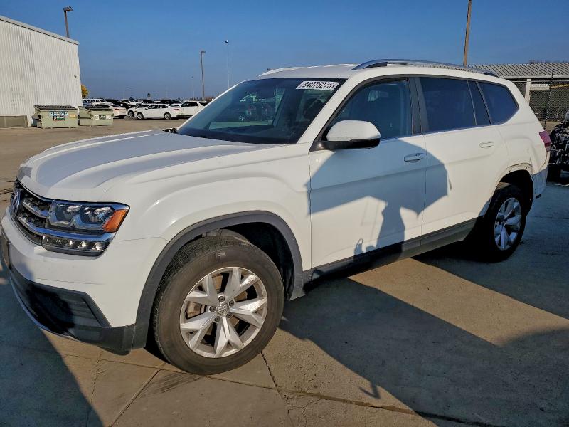 VOLKSWAGEN ATLAS S 2018 with VIN 1V2AP2CA1JC598596 - Photo from auction