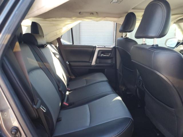 Photo 10 from auction – 2015 TOYOTA 4RUNNER SR with VIN JTEBU5JR1F5210976