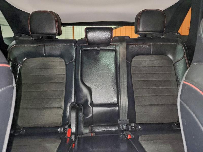 Photo 10 from auction – 2022 FORD ESCAPE SEL with VIN 1FMCU9H92NUB20404