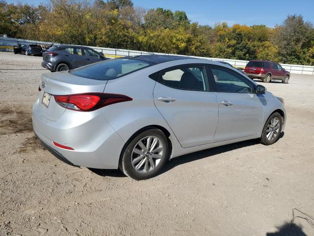 Photo 3 from auction – 2016 HYUNDAI ELANTRA with VIN 5NPDH4AE5GH768128