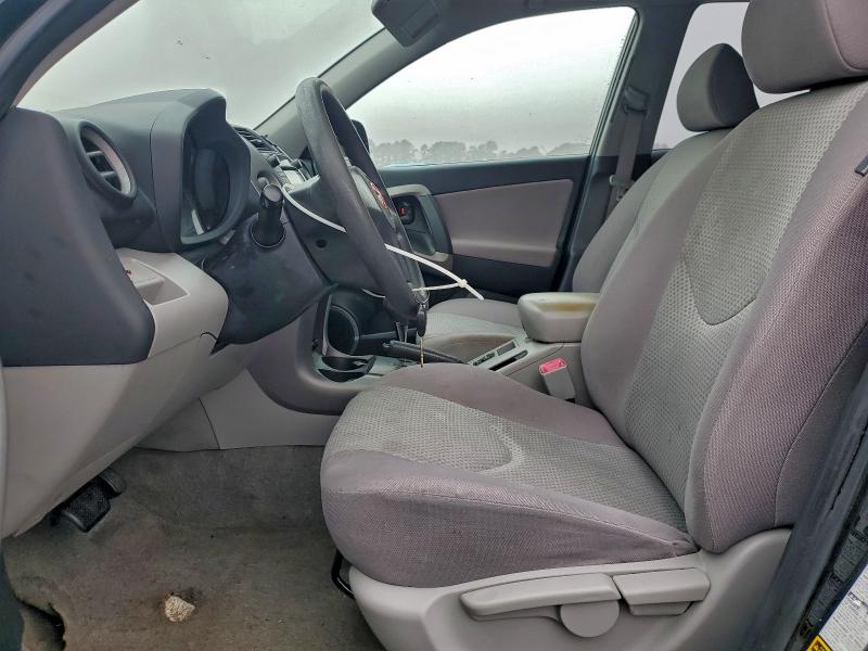 Photo 7 from auction – 2006 TOYOTA RAV4 with VIN JTMBD35V065031859
