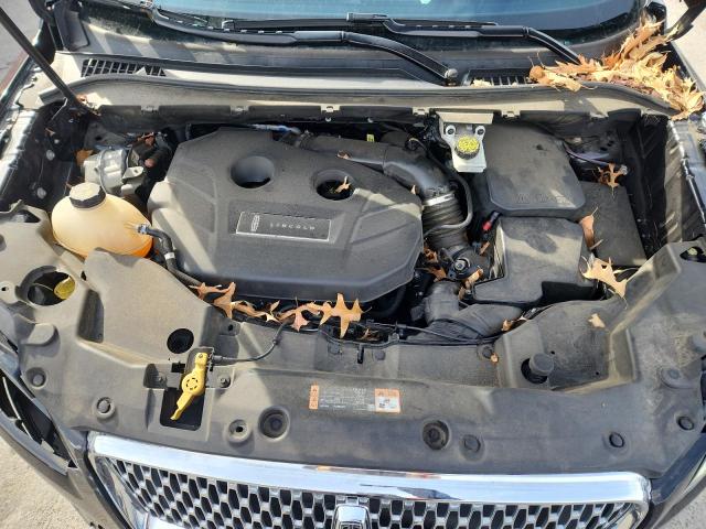 Photo 12 from auction – 2019 LINCOLN MKC with VIN 5LMCJ1D9XKUL37255