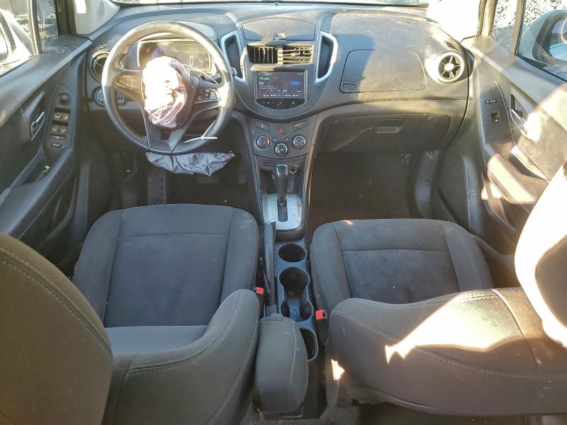 Photo 8 from auction – 2016 CHEVROLET TRAX LS with VIN KL7CJKSB6GB684343