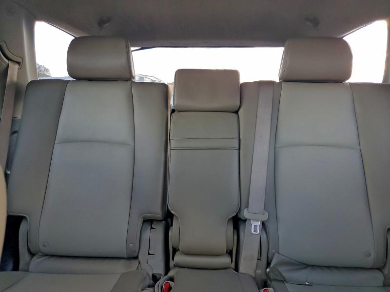 Photo 10 from auction – 2017 TOYOTA 4RUNNER SR with VIN JTEBU5JR2H5423521