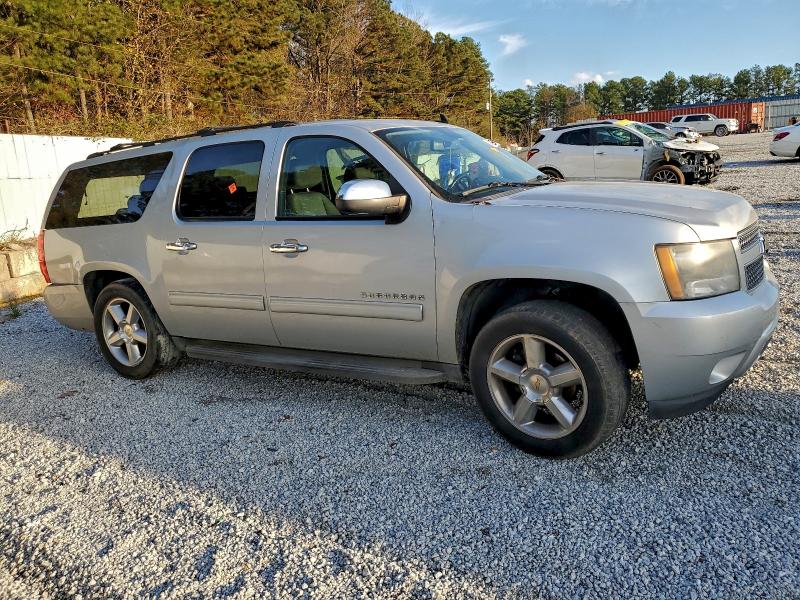 Photo 4 from auction – 2011 CHEVROLET SUBURBAN C with VIN 1GNSCHE09BR265951