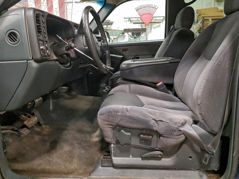 Photo 7 from auction – 2002 CHEVROLET AVALANCHE with VIN 3GNEK13T92G167779
