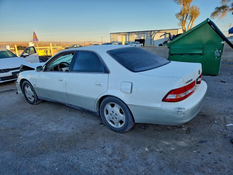 Photo 2 from auction – 2000 LEXUS ES 300 with VIN JT8BF28G6Y0276245