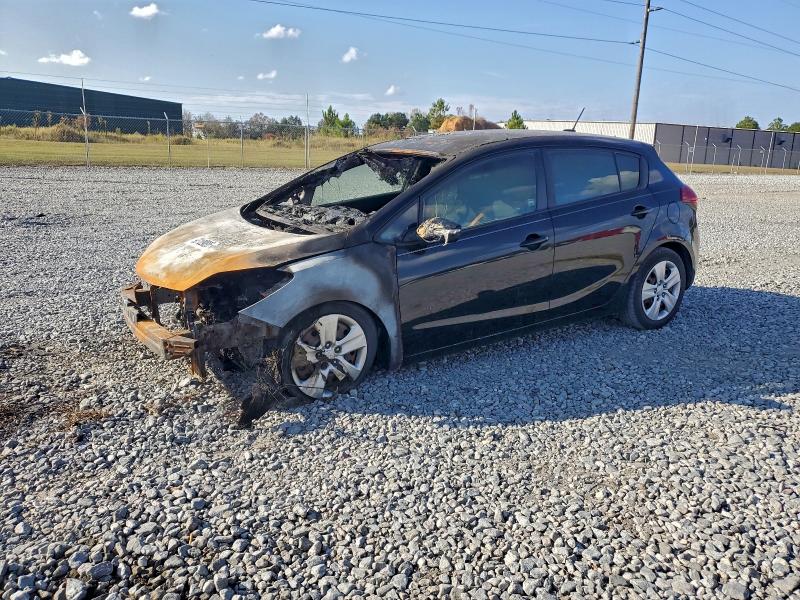 KIA FORTE LX 2016 with VIN KNAFK5A80G5526130 - Photo from auction