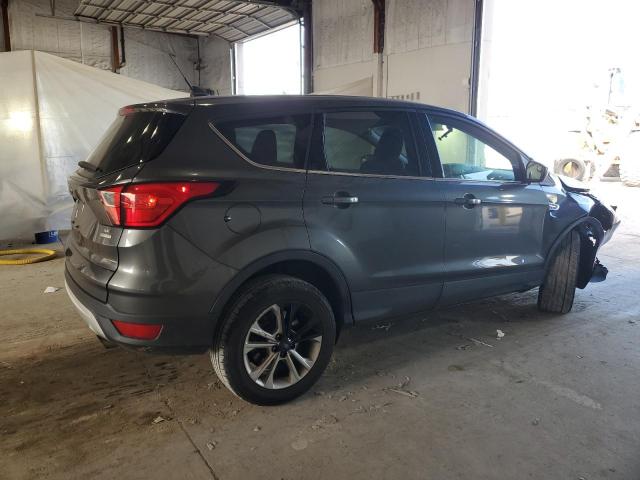 Photo 3 from auction – 2019 FORD ESCAPE SE with VIN 1FMCU0GD1KUB99190
