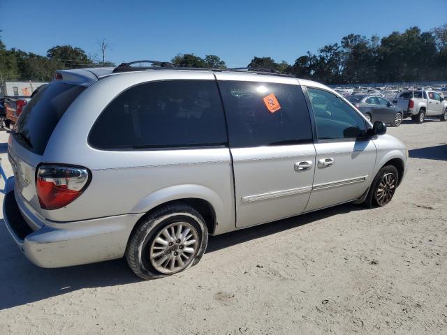 Photo 3 from auction – 2004 CHRYSLER TOWN & COU with VIN 2C4GP74L04R579090