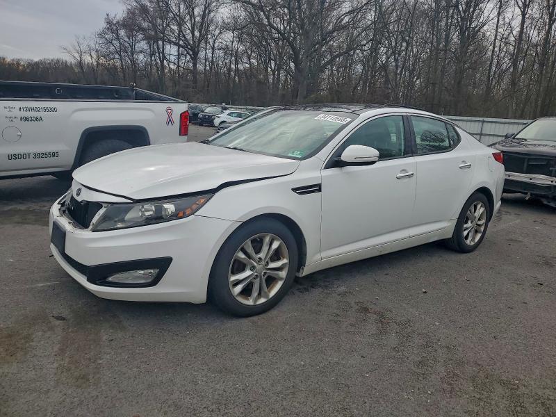 KIA OPTIMA EX 2012 with VIN 5XXGN4A77CG010689 - Photo from auction
