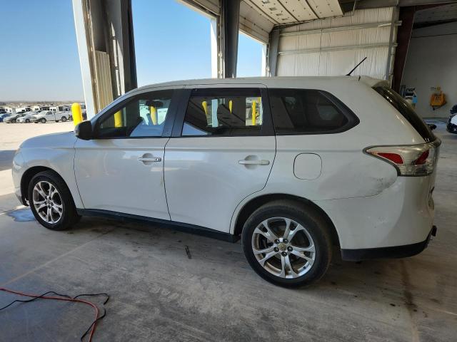 Photo 2 from auction – 2014 MITSUBISHI OUTLANDER with VIN JA4AZ3A37EZ014544