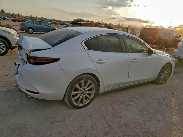 Фото 3 с аукциона – 2019 MAZDA 3 PREFERRE с VIN JM1BPACL4K1109185