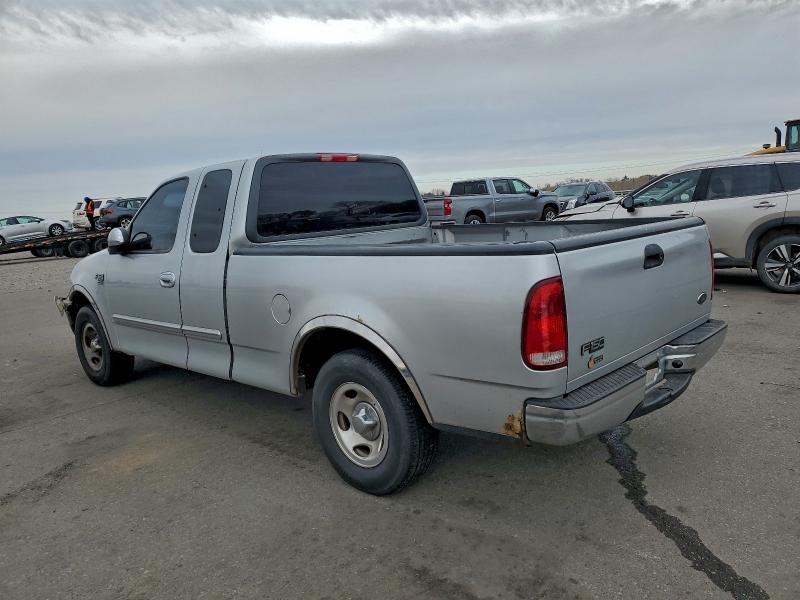 Photo 2 from auction – 2001 FORD F150 with VIN 2FTRX17W91CA71761