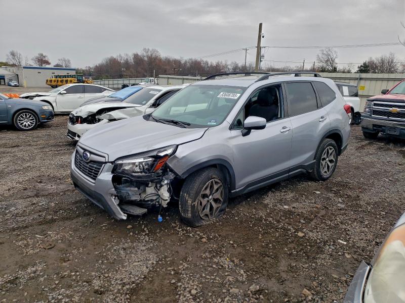 SUBARU FORESTER P 2019 with VIN JF2SKAGC3KH523124 - Photo from auction
