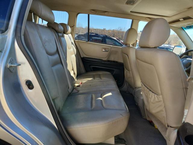 Photo 11 from auction – 2003 TOYOTA HIGHLANDER with VIN JTEHF21AX30117542