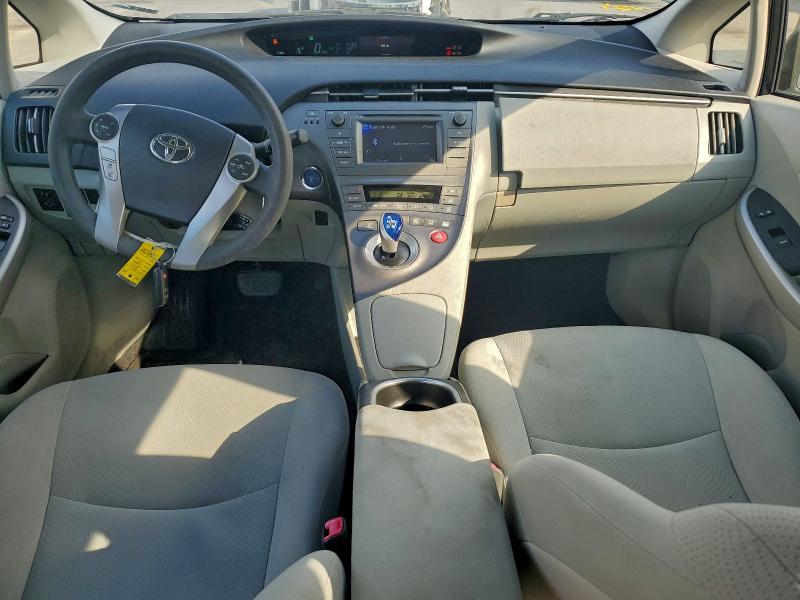 Photo 8 from auction – 2013 TOYOTA PRIUS with VIN JTDKN3DU8D5585556
