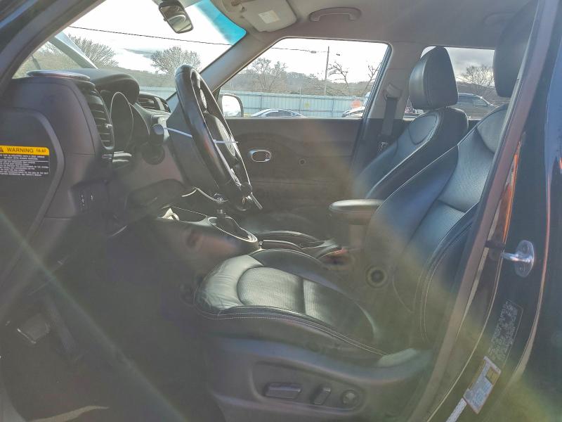 Photo 7 from auction – 2016 KIA SOUL with VIN KNDJN2A2XG7345328