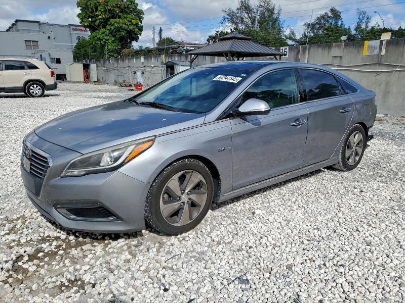 HYUNDAI SONATA HYB 2016 with VIN KMHE34L14GA017828 - Photo from auction