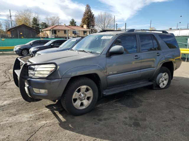 TOYOTA 4RUNNER SR 2004 with VIN JTEBU14R040039605 - Photo from auction