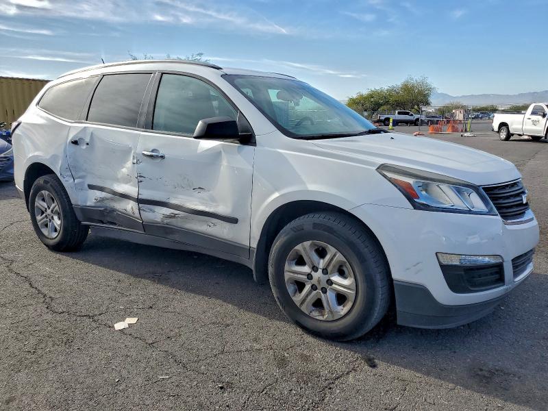 Photo 4 from auction – 2017 CHEVROLET TRAVERSE L with VIN 1GNKRFKD8HJ209825