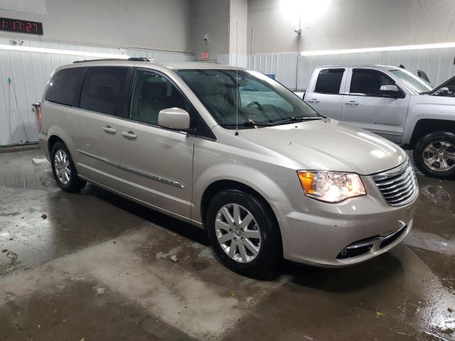 Photo 4 from auction – 2015 CHRYSLER TOWN & COU with VIN 2C4RC1BG8FR654435