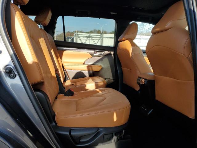 Photo 11 from auction – 2022 TOYOTA HIGHLANDER with VIN 5TDFZRBH7NS185482