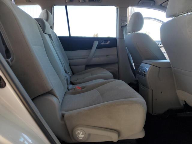 Photo 11 from auction – 2013 TOYOTA HIGHLANDER with VIN 5TDBK3EH2DS274936