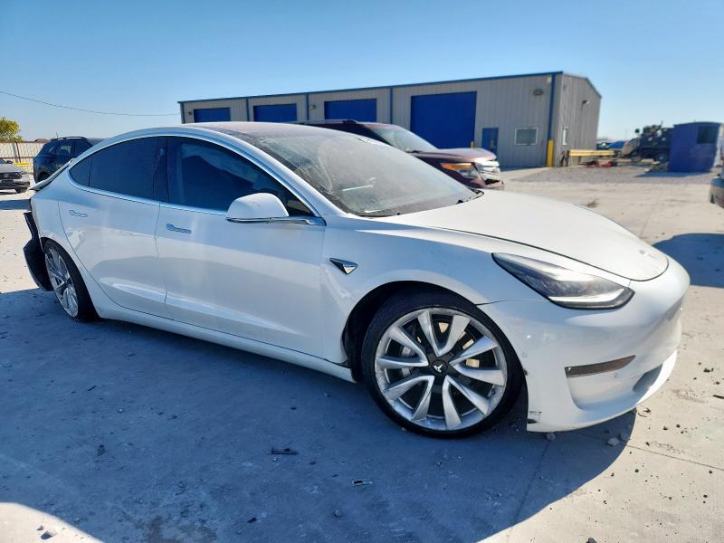 Photo 4 from auction – 2018 TESLA MODEL 3 with VIN 5YJ3E1EA5JF025369