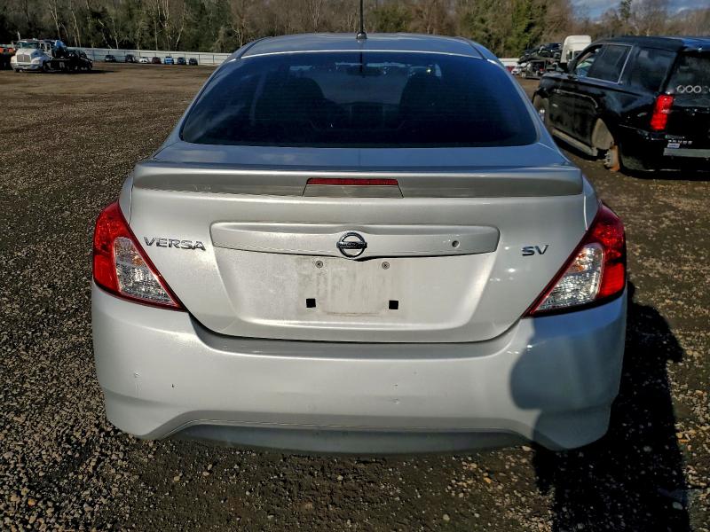 Photo 6 from auction – 2018 NISSAN VERSA with VIN 3N1CN7AP5JL869056
