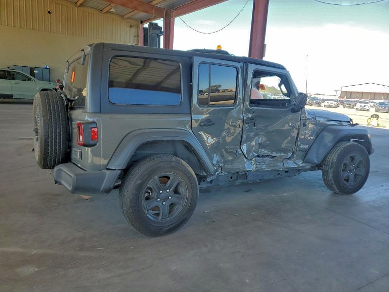 Photo 3 from auction – 2018 JEEP WRANGLER U with VIN 1C4HJXDG1JW240320