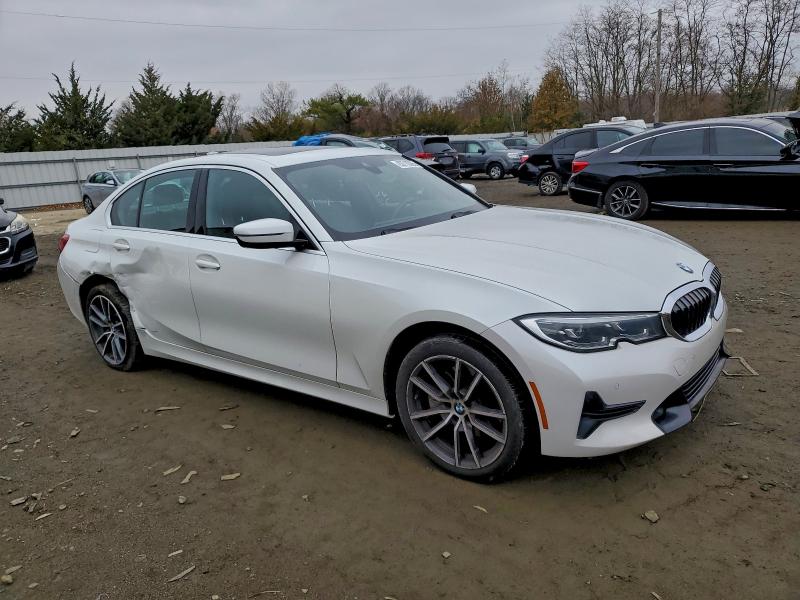 Photo 4 from auction – 2020 BMW 330XI with VIN 3MW5R7J08L8B35480