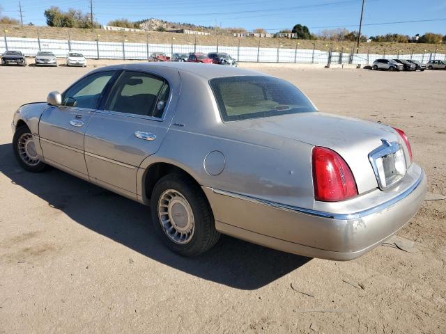 Photo 2 from auction – 2002 LINCOLN TOWN CAR E with VIN 1LNHM81W62Y671746