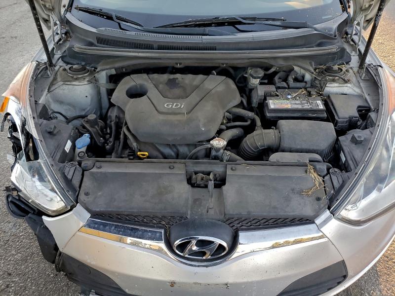 Photo 11 from auction – 2015 HYUNDAI VELOSTER with VIN KMHTC6AD9FU228570