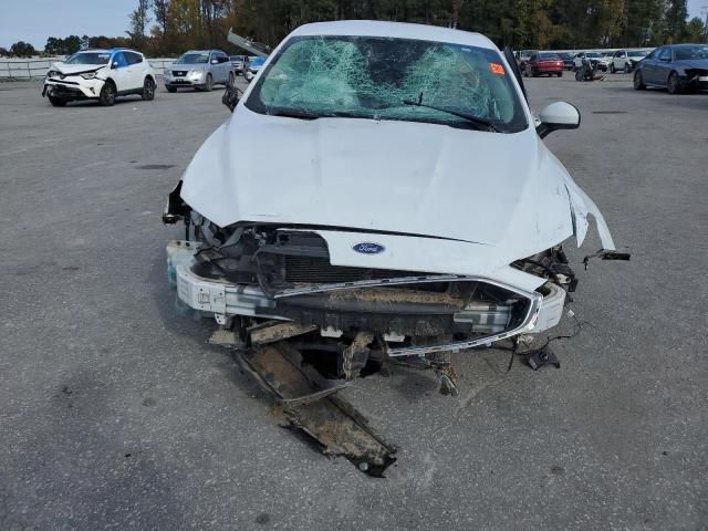 Photo 5 from auction – 2019 FORD FUSION S with VIN 3FA6P0G73KR272415