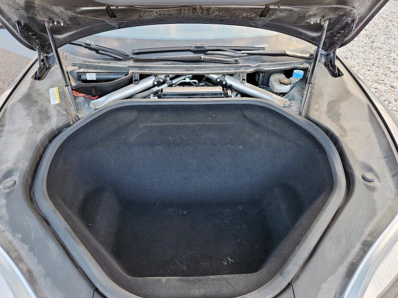 Photo 11 from auction – 2015 TESLA MODEL S with VIN 5YJSA1E20FF120283
