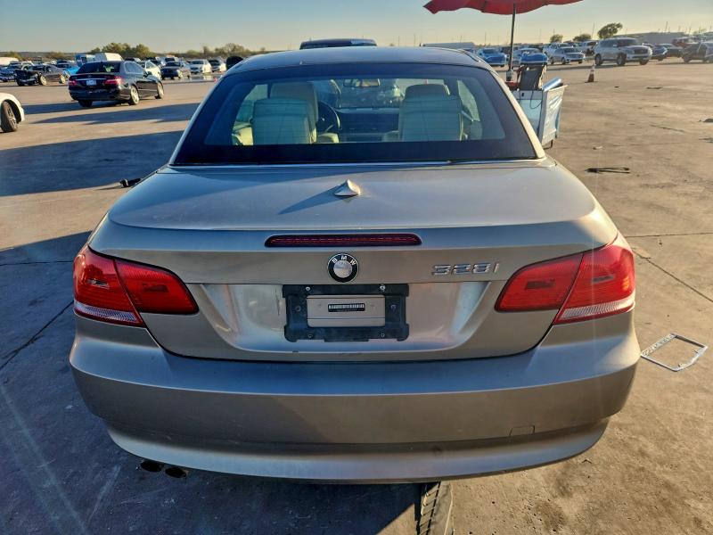 Photo 6 from auction – 2008 BMW 328 I with VIN WBAWL13538PX22979