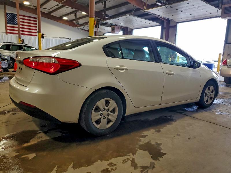 Photo 3 from auction – 2015 KIA FORTE LX with VIN KNAFX4A63F5289853
